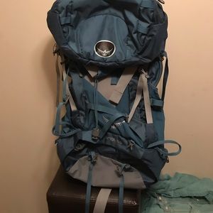 Osprey Ariel 65 hiking bag new, WL 20-23